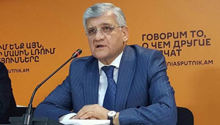 «Հրապարակ». Սերժ Սարգսյանը չի ներում ճամբարափոխ եղած առնետներին