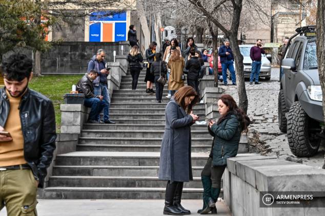 Ո՞ւր ենք գլորվում