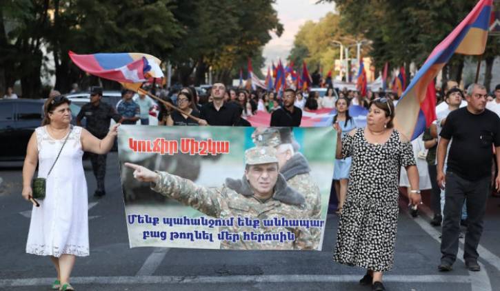 «Հրապարակ». Եղբորս բանտում պահում են, որ նա չխանգարի այն ամենին, ինչ կատարվում է Արցախում