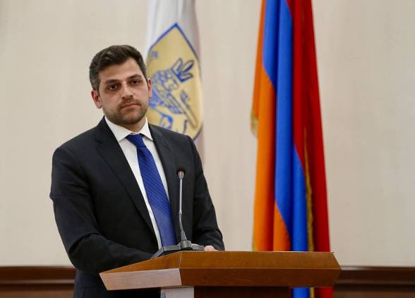 «Հրապարակ». Նույն խցում են նստեցրել, որ գաղտնալսեն