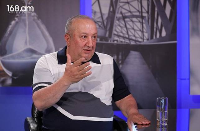 «Հրապարակ». «5-րդ շարասյան» ղեկավարը Նիկոլ Փաշինյանն է
