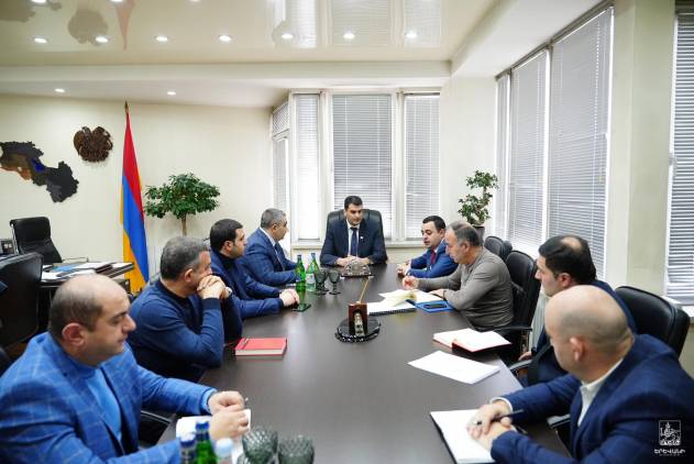 «Հրապարակ». Հեռանում են նաև յուրայինները