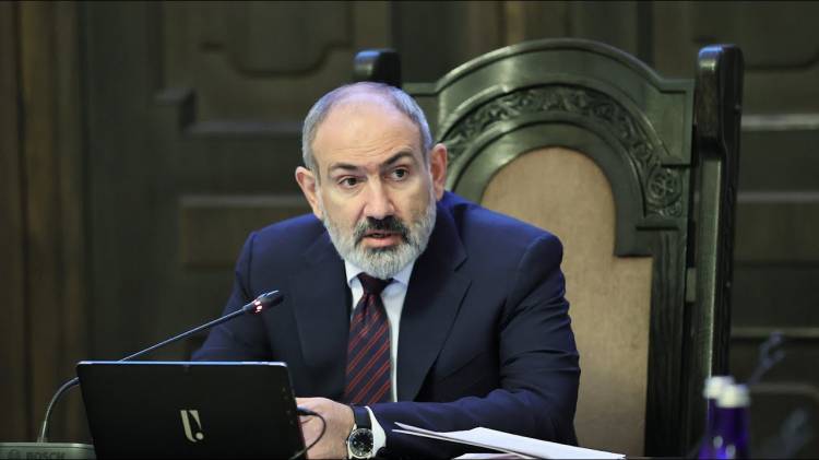 Խաբեությո՞ւն, թե՞ ինքնախաբեություն