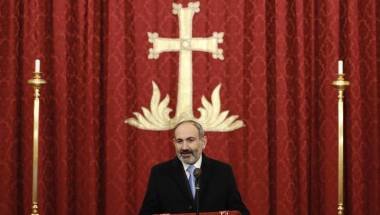 Նիկոլ, փրկեա զմեզ ի քեզանե…