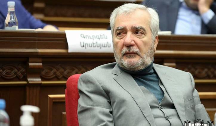 «Հրապարակ». Անդրանիկ Քոչարյանը մտադիր է ընդդիմադիրների նկատմամբ շանտաժի լծակ ստանալ