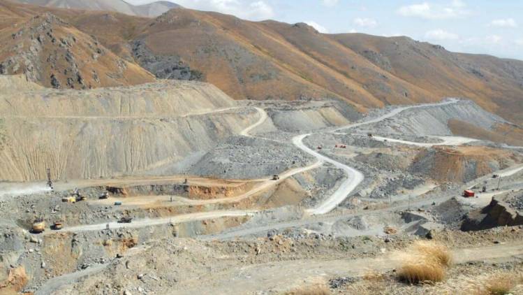 Սոթքից էվակուացրել են աշխատակիցներին. ժամը 17:15-ից հակառակորդը կրակում է Սոթքի ուղղությամբ