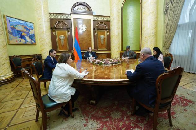 «Հրապարակ». Ո՞ւմ հետ են հանդիպում ՔՊ-ականները եւ ինչո՞ւ