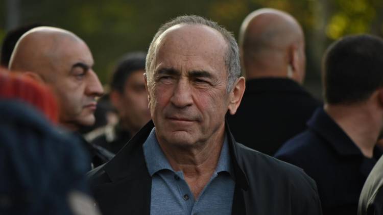 «Հրապարակ». Ռոբերտ Քոչարյանի սրտով չէ