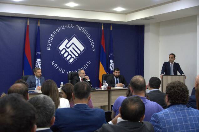 «Հրապարակ». Ում է աջակցելու Խաչատուր Սուքիասյանը