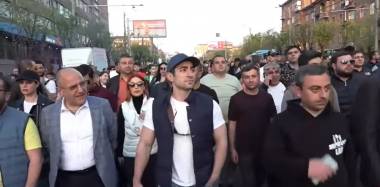 Մենք «Տիտանիկի» վրա ենք, իսկ ընդդիմությունը «ջութակ է նվագում»