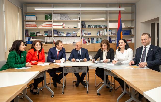 «Հրապարակ». Իշխանությունում չեն կողմնորոշվում