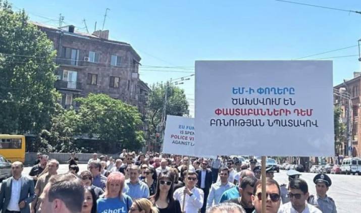 «Հրապարակ». Փաստաբաններն անցնում են կտրուկ պահանջների