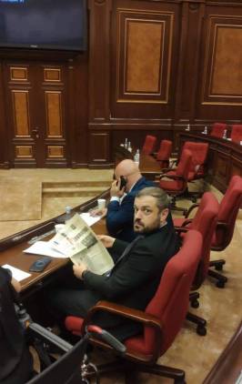 Ահա մեր ընթերցողը