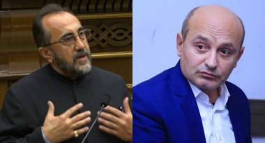 Իրեն դրել է Տիրոջ նամակների և աղոթքների ընդունման գրասենյակի ղեկավարի տեղ, մեզ էլ հատկացրել է Հայփոստի դերը․ Միքայել սրբազան