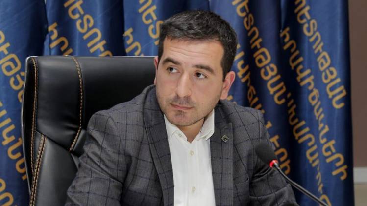 Ի՞նչն է պատճառը, որ Երևանում 90-ականներն են