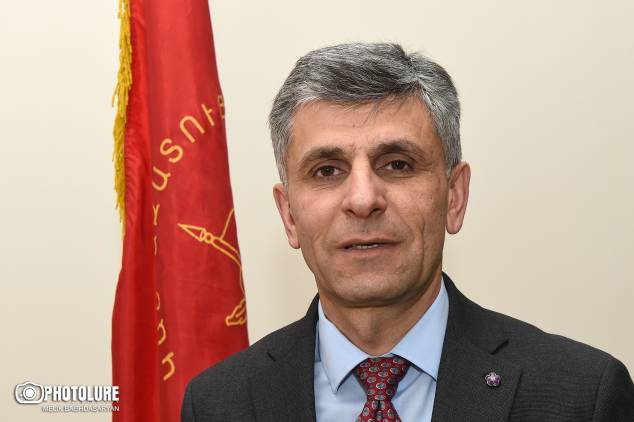 «Հրապարակ». Արդյոք Դավիթ Իշխանյանը կհանձնի՞ առաջին «քննությունը»