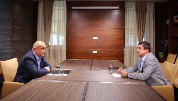 «Հրապարակ». Արայիկ Հարությունյանին փոխարինո՞ղ են գտել