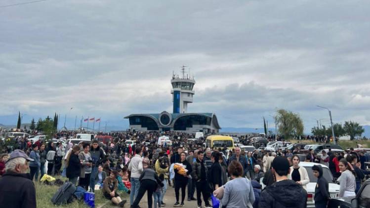 «Հրապարակ»․ Մնա՞լ, թե՞ հեռանալ Արցախից. սա է գլխավոր հարցը