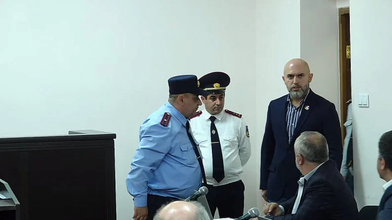 Քննարկվում է Աշոտյանի կալանքի երկարաձգման հարցը