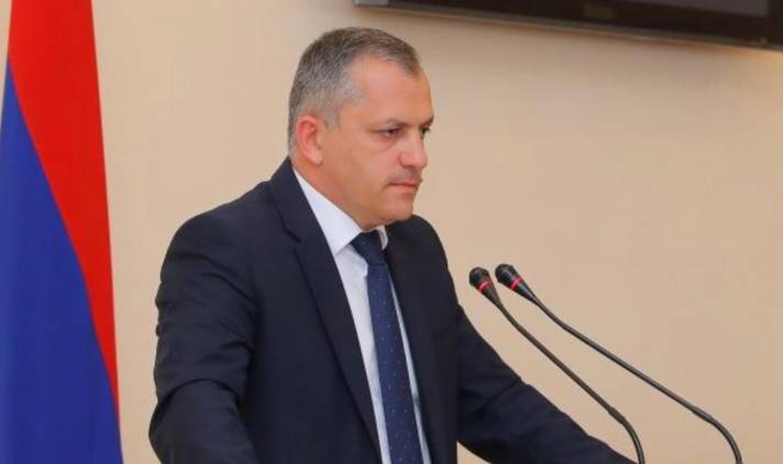 «Հրապարակ». Ինչ պայմաններում է ստորագրվել հրամանագիրը