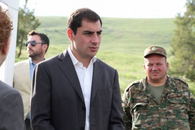 «Դվին»-ում այս պահին ընթանում է Ջերմուկի համայնքապետի հարսանիքը
