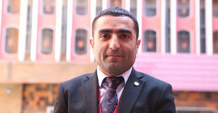 «Հրապարակ». Ռոմանոս Պետրոսյանը հանդգնել է «տակից» աշխատել կուսակցության դեմ
