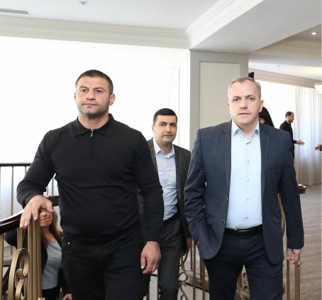 «Հրապարակ»․ Սամվել Շահրամանյանը տարանջատվում է եւ «դադար» է վերցնում