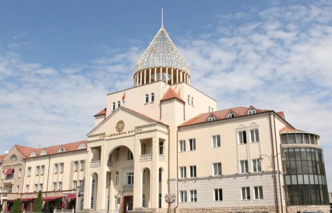«Հրապարակ». Արցախի ԱԺ-ն նիստ կգումարի