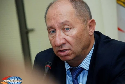 «Հրապարակ». Ուզում են ասել` քաղաքի կենտրոնում 10 հատ մեքենա պետք է կանգնի