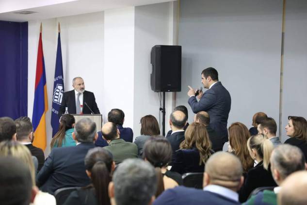 «Հրապարակ». Ի՞նչ են քննարկել ՔՊ-ականները. Փաշինյանը մի քանի ժամ թույլ է տվել կարծիք հայտնել