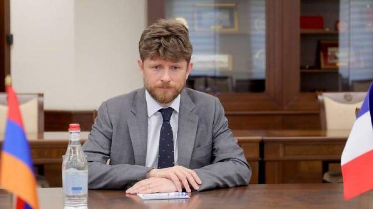 Դեսպան Դըկոտինյին վիզաների ապօրինի վաճառքից 35 մլն եվրո՞ է գրպանել․ մանրամասներ