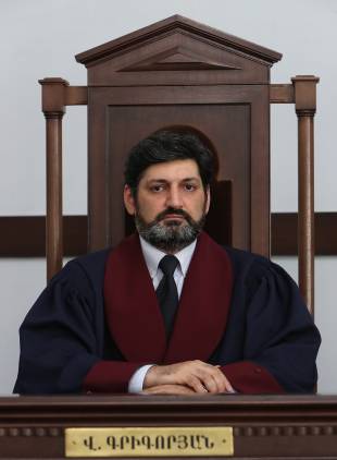 «Հրապարակ». Դա հակաքարոզ է Սահմանադրական դատարանի դեմ