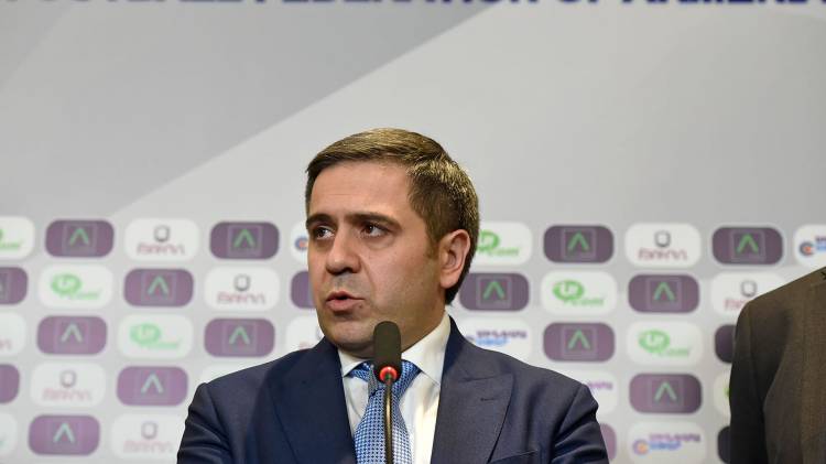 «Հրապարակ». Հայկական ֆուտբոլի ապագան վտանգված է