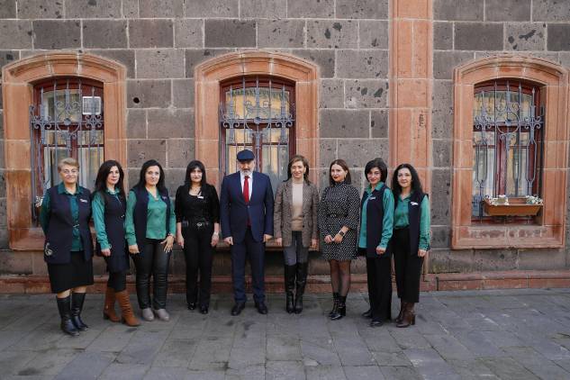 «Հրապարակ». Փաշինյանի ներկայացումը Գյումրիում