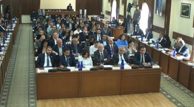 «Հրապարակ». Կարմիր գծերի վճարը թանկացնելը կանխելու մեկ ճանապարհ կա