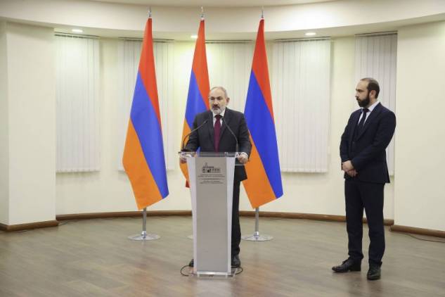 Աշխարհ, կանգնիր
