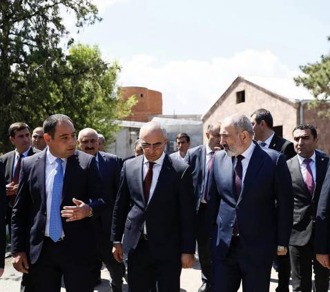 «Հրապարակ»․ Փաշինյանի սանիկը՝ Արմավիրի մարզպետ