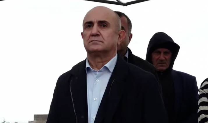 «Հրապարակ»․ Սամվել Բաբայանի թիմում ճաքեր են առաջանում