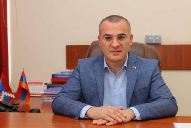 «Հրապարակ»․ Արցախի նախկին պետնախարարն արտագաղթո՞ւմ է
