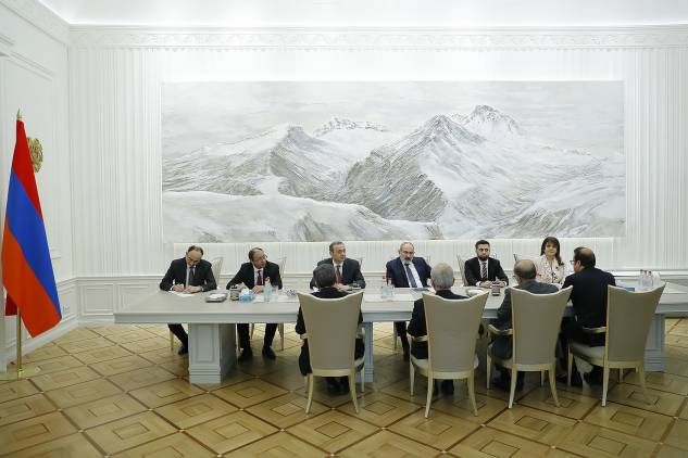 «Հրապարակ»․ Փաշինյանին սկսել է անհանգստացնել Արմեն Գրիգորյանի ինքնուրույն խաղն Արեւմուտքի հետ