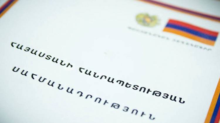«Հրապարակ»․ Նոր Սահմանադրության նախագծում վտանգավոր կետ են պատրաստվում գրել