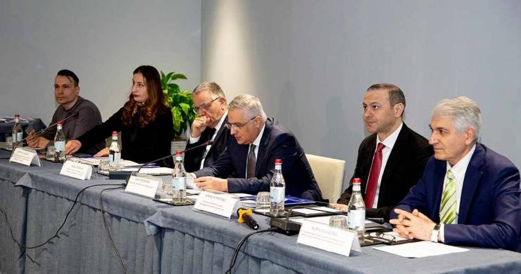 «Հրապարակ». Թագուհի Թովմասյանի պաշտոնանկությունը ապօրինի էր, Հայկուհի Հարությունյանի նկատմամբ խայտառակ վարք է դրսևորվել