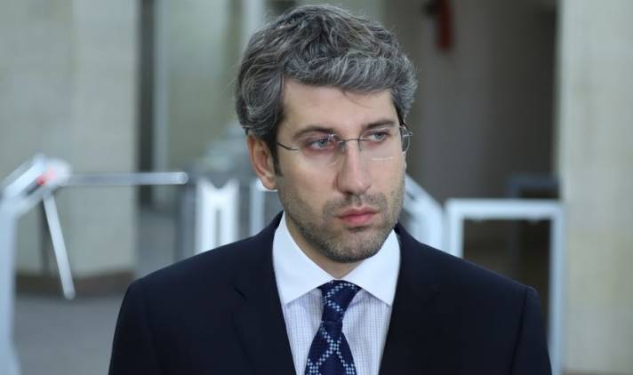 «Հրապարակ»․ Գրիգոր Մինասյանը փորձում է դեմ գնալ Նիկոլ Փաշինյանին