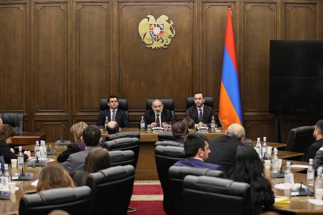 «Հրապարակ»․ Չորսուկես ժամ քննարկել են մի պաշտոնի հարց