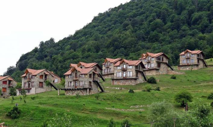 «Հրապարակ»․ Փաշինյանները որտեղ են նշել Մայրության եւ գեղեցկության տոնը 