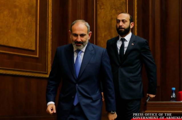 «Հրապարակ». Արարատ Միրզոյանը Նիկոլ Փաշինյանից ավելի Նիկոլ է գտնվել