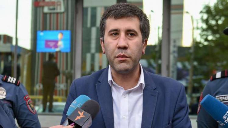 Բերման են ենթարկվել «Անտիֆեյք» լրատվականի երկու աշխատակիցներ․ Ռուբեն Մելիքյան