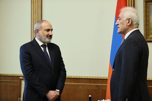 Մեկդ` գիշեր, մեկդ` առավոտ... անհայրենիքներ. Օգտատերերի մաղթանքները՝ ՀՀ նախագահին