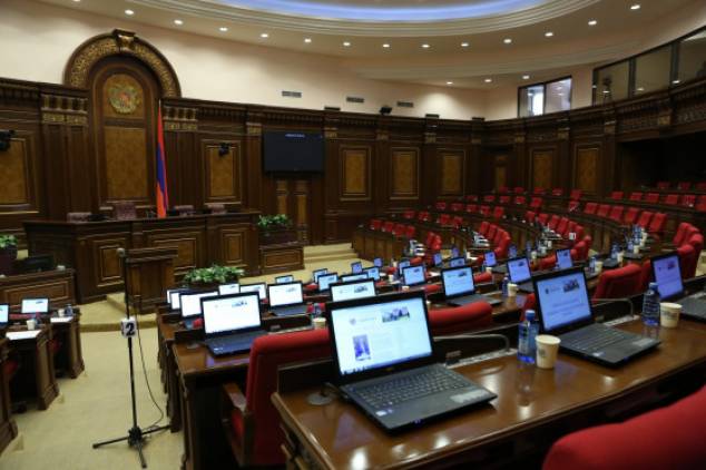 «Հրապարակ»․ Ամաչում են մարդամեջ դուրս գան