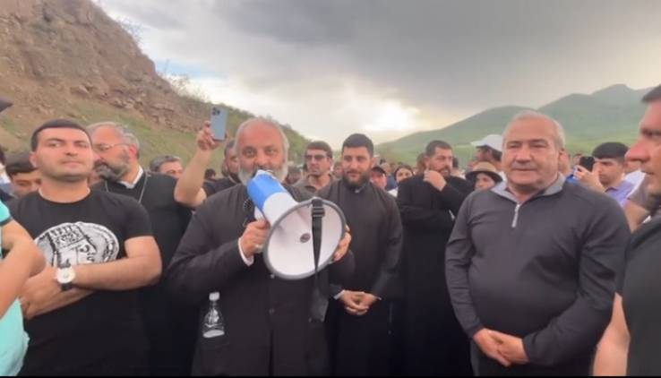 Իսկ լիդերը գուցե մեր կողքին է